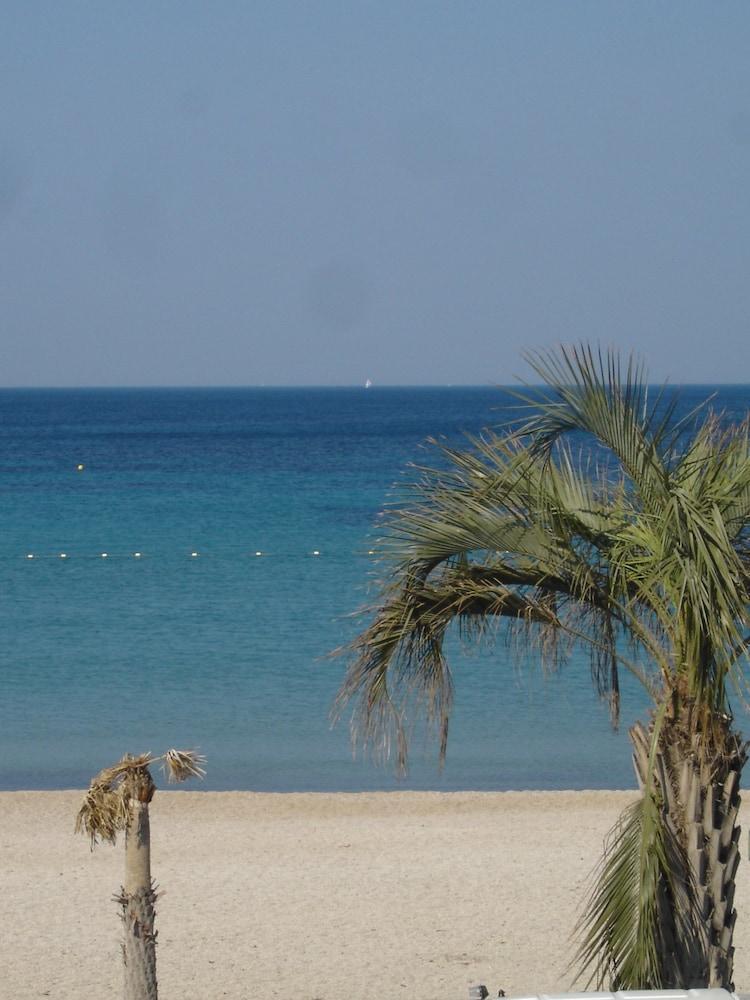 Hotel Bel Azur Six-Fours-les-Plages Εξωτερικό φωτογραφία